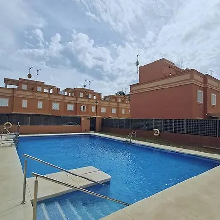 Casa Llena De Luz En Benajarfe 度假居
